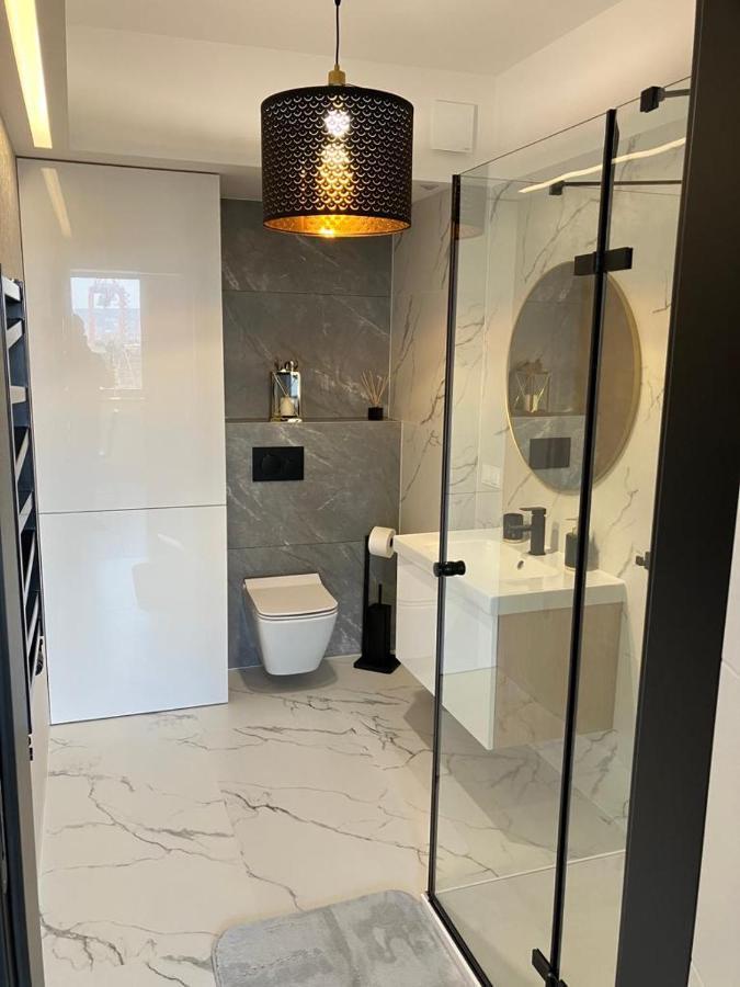 Apartport Nowoczesne Apartamenty กดิเนีย ภายนอก รูปภาพ