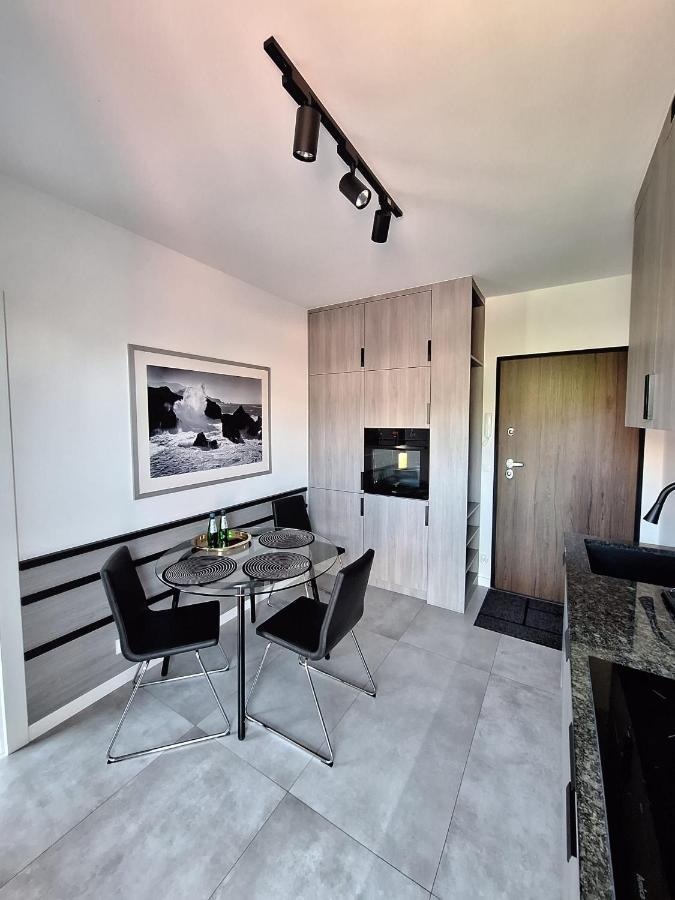 Apartport Nowoczesne Apartamenty กดิเนีย ภายนอก รูปภาพ